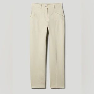 Aritzia Archer Cargo’s